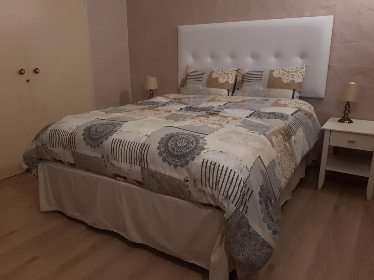 Ballito 69 Perissa Santorini Sea View, Walk To Beach -Family Only Exterior photo
