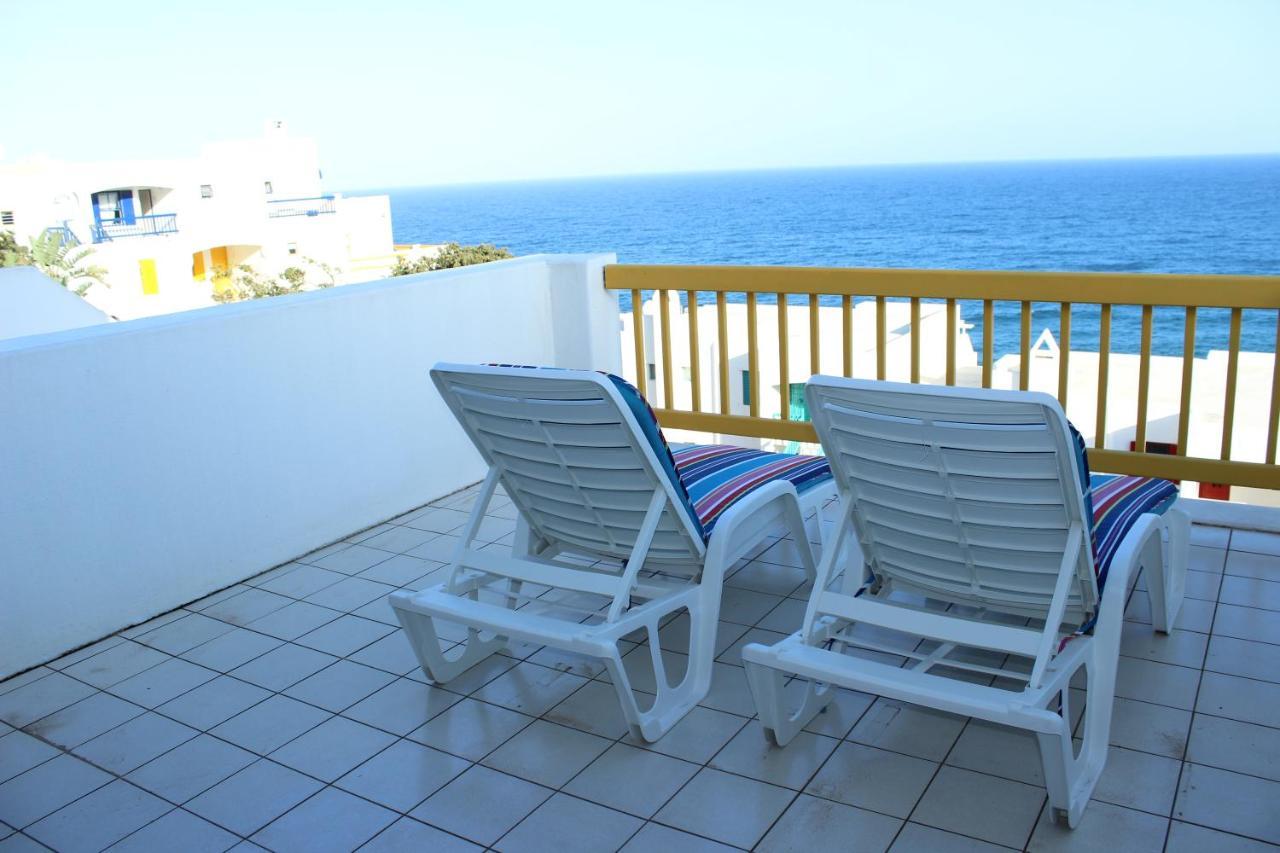 Ballito 69 Perissa Santorini Sea View, Walk To Beach -Family Only Exterior photo